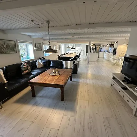 Brigitte - 1-3km To The Fjord By Interhome Сasa de vacaciones