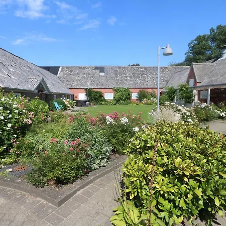 Brigitte - 1-3km To The Fjord By Interhome