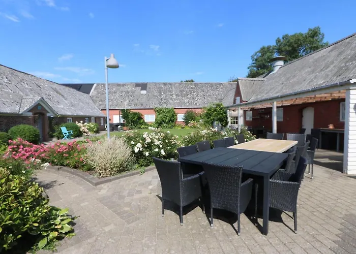 Сasa de vacaciones Brigitte - 1-3km To The Fjord By Interhome *