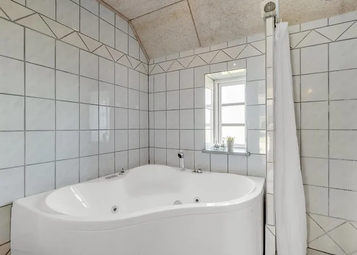 Brigitte - 1-3km To The Fjord By Interhome Skjern