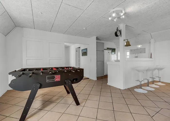 Сasa de vacaciones Brigitte - 1-3km To The Fjord By Interhome *